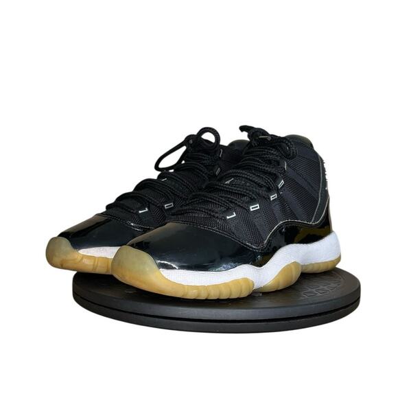***SOLD*** Nike Air Jordan 11 Retro 'Jubilee' Basketball Sneakers Size 4.5Y GS - Picture 2 of 5